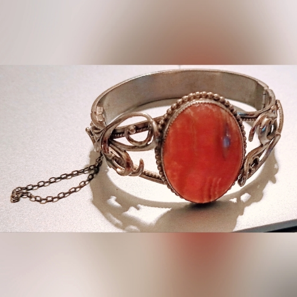 Vintage Native Silver turquoise Pink ingraved size 7 inch Length Bracelet.